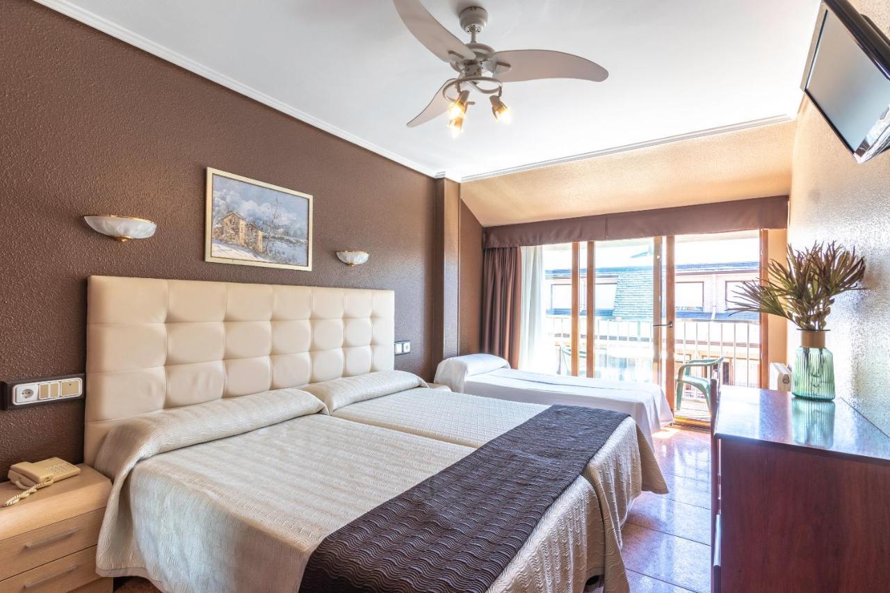 Hotel Gala Noja Kültér fotó